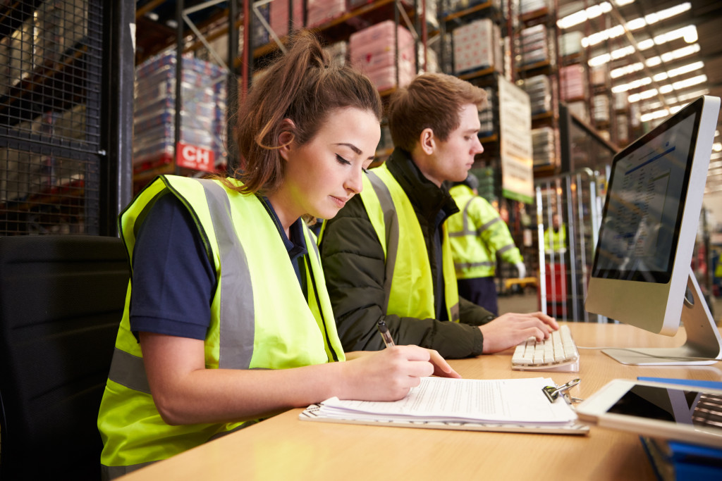 employees in the warehouse manual inventory